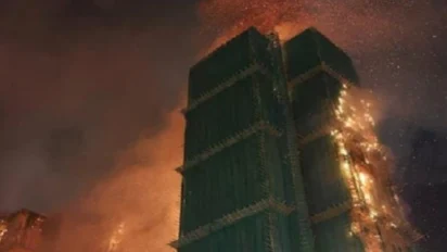 Hong Kong Fire: 7 टावर जलकर राख, 128 मौतें—80 साल में सबसे बड़ा हादसा