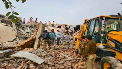Greater Noida Building Slab Collapse : ग्रेटर नोएडा में भरभराकर गिरा मकान का लेंटर, 11 मजदूर मलबे में दबे, एक की मौत