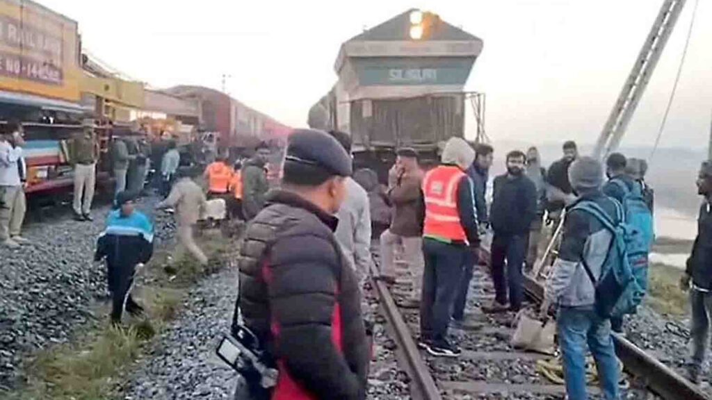 Rajdhani Express accident: The Rajdhani Express collided with a herd of elephants, killing 8 wild elephants in the accident