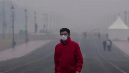 Air Pollution: प्रदूषण के चलते गुरुग्राम में सख्ती, आधे कर्मचारी घर से काम करेंगे, दफ्तरों का समय बदला