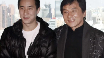 जैकी चैन (Jackie Chan) का भावुक खुलासा: “मुझे अपने बेटे को और आज़ादी देनी चाहिए थी”