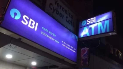 SBI ग्राहकों के लिए बड़ा अलर्ट: ATM और IMPS ट्रांजैक्शन महंगे, जानिए डिटेल