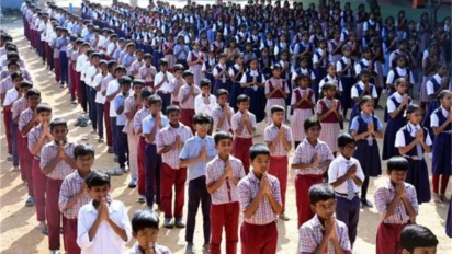 Vande Mataram पर सख्ती: सरकारी कार्यक्रमों में अब पूरा 6 अंतरा संस्करण अनिवार्य