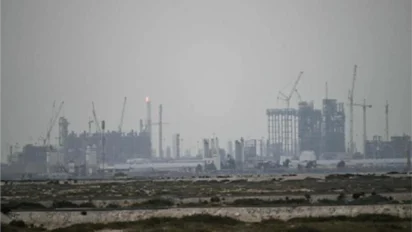 Middle East War Impact: पैकिंग मटेरियल महंगा, पानी-जूस और खाने के तेल के दाम बढ़ने के संकेत
