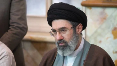 ईरान की सत्ता पर सस्पेंस: Mojtaba Khamenei पर सवाल
