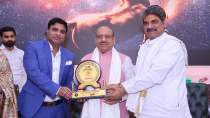 दिल्ली में देश के प्रथम राष्ट्रीय ज्योतिष महाकुंभ का हुआ भव्य आयोजन में देश भर के जाने-माने ज्योतिषि एक मंच पर हुए एकत्र