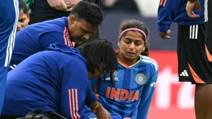 Women’s T20 World Cup 2026: श्रेयंका पाटिल को लगी टखने में दर्दनाक चोट, नीदरलैंड्स के खिलाफ फिल्डिंग करते समय हुईं घायल